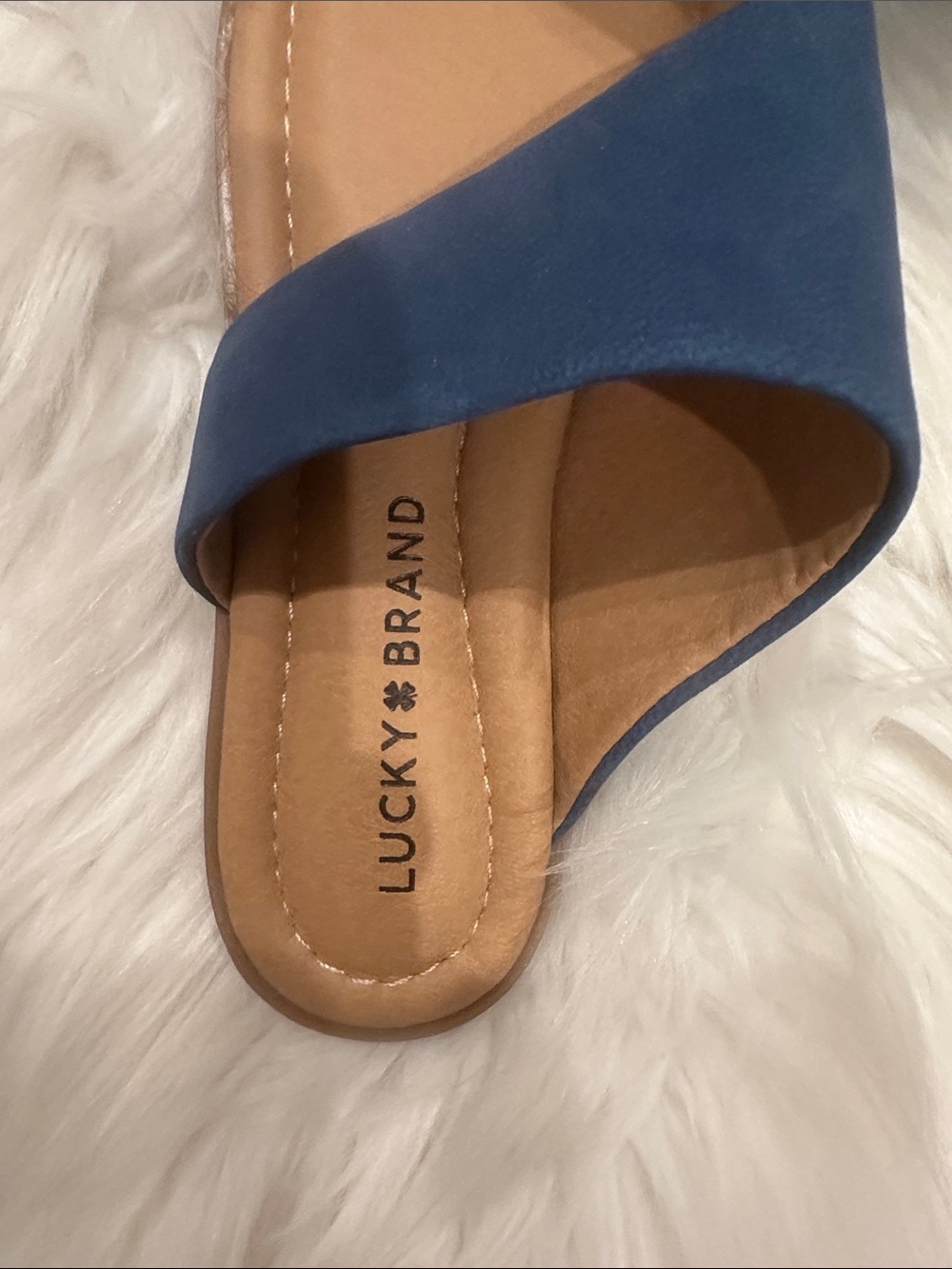 Lucky Brand Blue Crossband Toe Loop Sandals - Picture 4 of 4